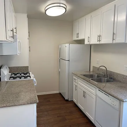Rent this 1 bed apartment on 383 West Wilson Street in Thurin, Costa Mesa