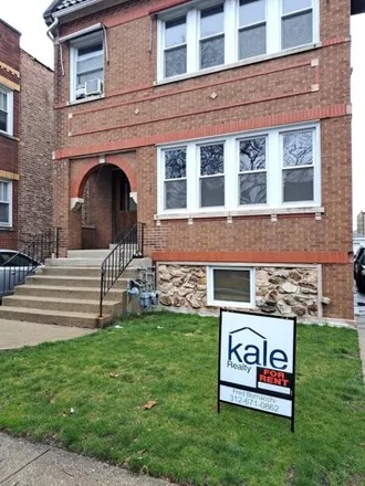 Rent this 2 bed apartment on 1993 Wesley Avenue in Berwyn, IL 60402