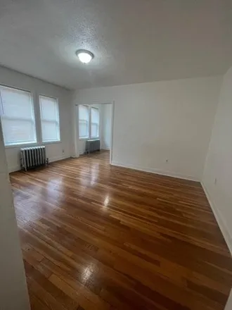 Image 3 - 14 Yeamans Street, Revere, MA 02151, USA - Apartment for rent