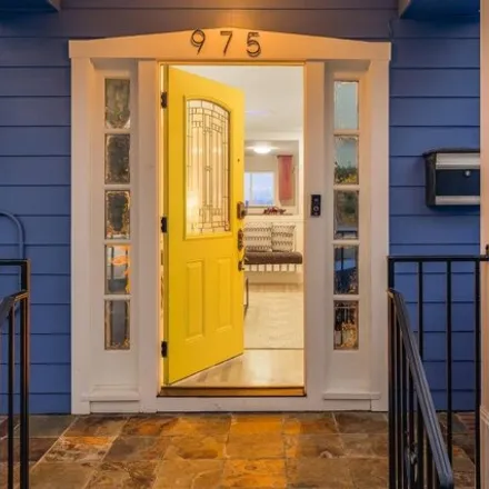 Buy this 3 bed house on 985 Girard Street in San Francisco, CA 94134