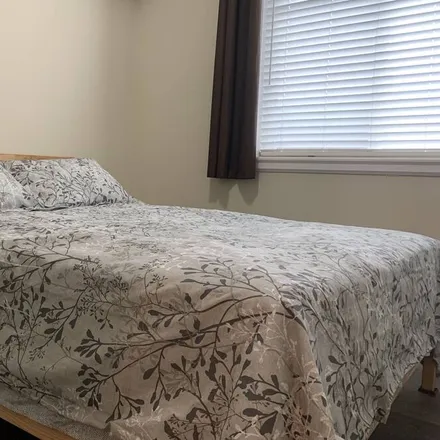 Image 7 - Capitol Hill, Burnaby, BC V5B 4H3, Canada - Apartment for rent