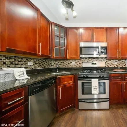 Image 3 - 4817-4819 South Prairie Avenue, Chicago, IL 60653, USA - Condo for sale