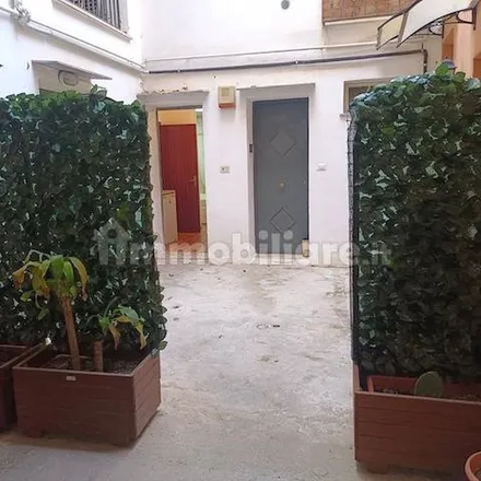 Image 2 - Via Normanni, 90138 Palermo PA, Italy - Apartment for rent