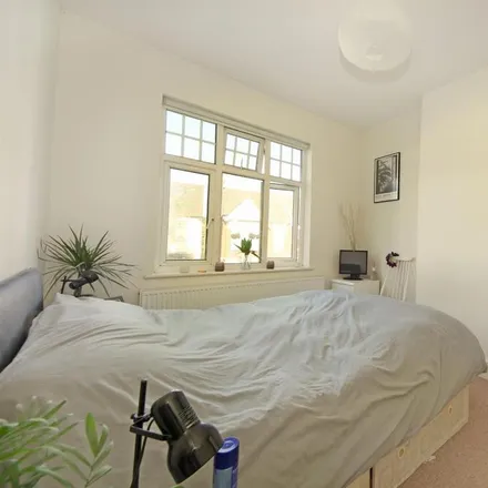 Image 3 - 47 Junction Road, London, W5 4XL, United Kingdom - Apartment for rent
