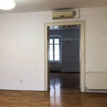 Image 3 - Pécs, Somogyi Béla utca 1, 7622, Hungary - Apartment for rent