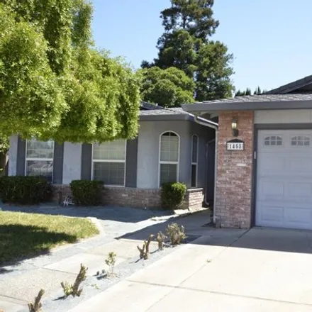 Buy this 3 bed house on 1464 Timber Lane in Manteca, CA 95336