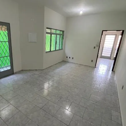 Rent this 2 bed house on Rua Pedro Pinheiro in Alvinópolis, Atibaia - SP