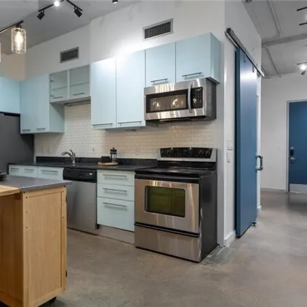 Image 2 - SoCo Lofts, 1122 Jackson Street, Dallas, TX 75202, USA - Condo for sale