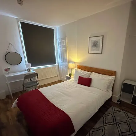 Rent this 1 bed apartment on Cambridge in CB4 1LA, United Kingdom