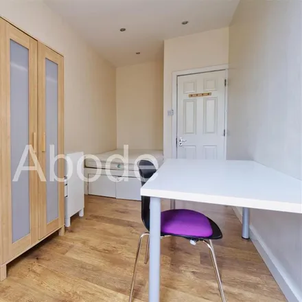 Image 6 - Headingley Court, Leeds, LS6 2QU, United Kingdom - House for rent