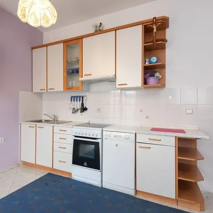 Image 8 - 51521 Punat, Croatia - Apartment for rent