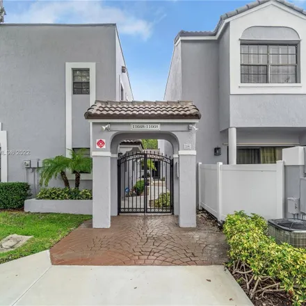 Image 1 - 11658 Northwest 11th Street, Pembroke Pines, FL 33026, USA - Townhouse for sale