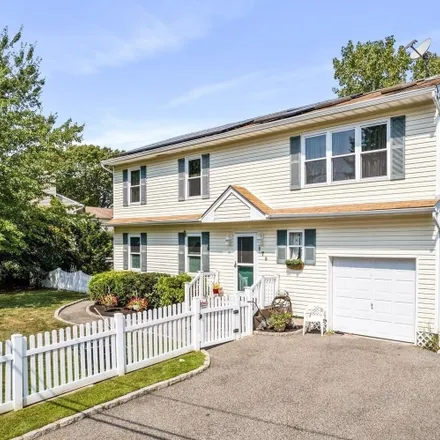 Buy this 5 bed house on 173 Kime Avenue in Islip, West Islip