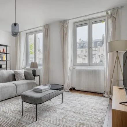 Rent this 3 bed apartment on 55 Rue de Passy in 75016 Paris, France