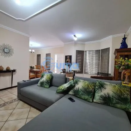 Buy this 3 bed house on Avenida dos Imigrantes in Jardim São José, Bragança Paulista - SP
