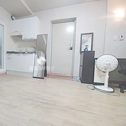 Image 3 - 서울특별시 마포구 신수동 89-100 - Apartment for rent