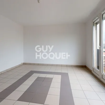 Rent this 3 bed apartment on 27 Rue de la Houve in 57150 Creutzwald, France
