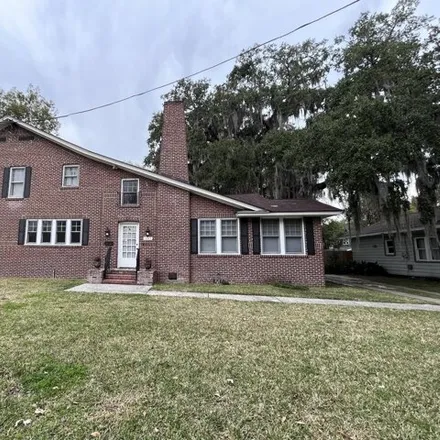 Rent this studio apartment on 3643 Walsh Street in Jacksonville, FL 32205