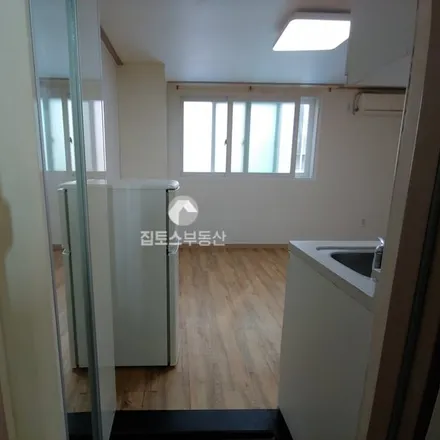 Image 6 - 서울특별시 서초구 반포동 722-16 - Apartment for rent