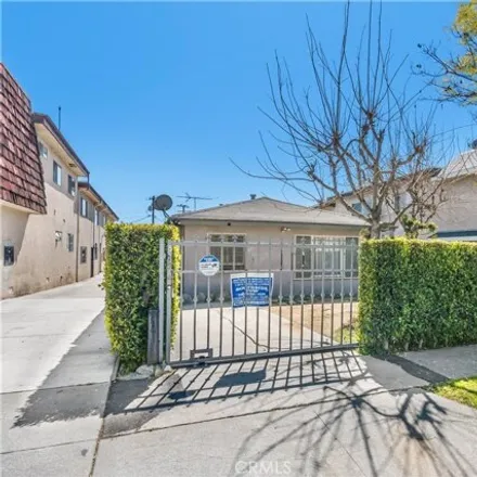 Buy this 4 bed house on 538 East Hyde Park Place in Inglewood, CA 90302