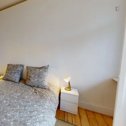 Rent this 2 bed apartment on Kaiserin-Augusta-Allee 29 in 10553 Berlin, Germany