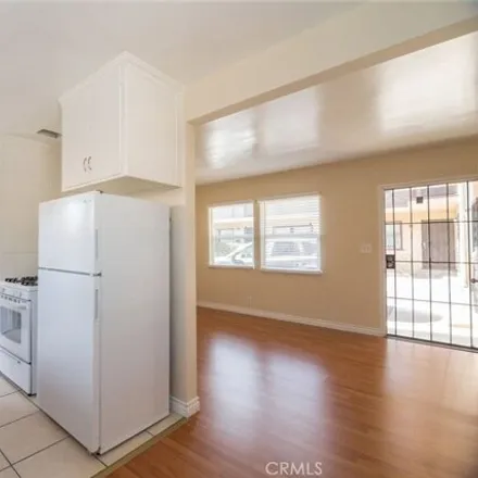 Image 8 - 1890 Lincoln Avenue, Pasadena, CA 91109, USA - House for sale