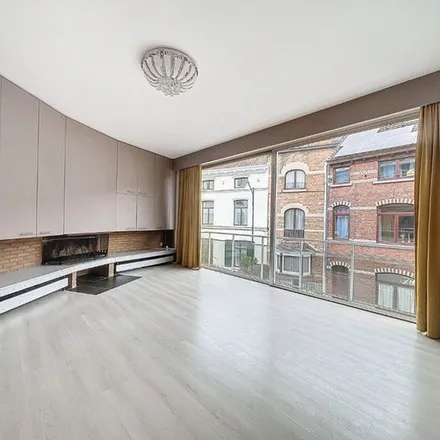 Rent this 1 bed apartment on Rue de Boetendael - Boetendaelstraat 53 in 1180 Uccle - Ukkel, Belgium