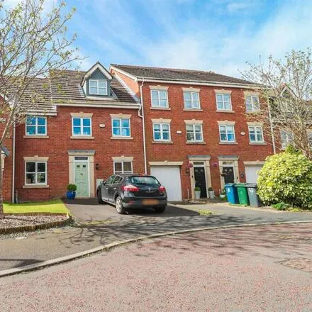 Image 3 - Kew House Drive, West Lancashire, PR8 5HH, United Kingdom - Townhouse for sale