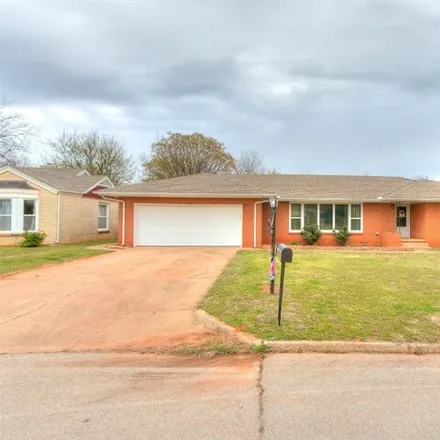 Buy this 3 bed house on 311 West Truman Place in Purcell, OK 73080