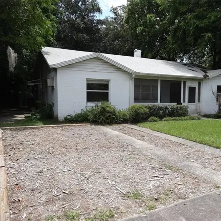 Rent this 4 bed house on J.J. Finley Elementary School in 1912 Northwest 5th Avenue, Gainesville