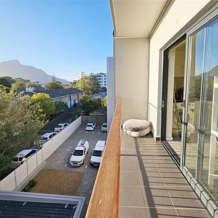 Rent this 2 bed apartment on Sherwood Avenue in Kenilworth, Cape Town