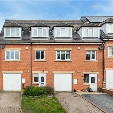 Buy this 4 bed townhouse on Morley Victoria Primary School in Victoria Road, Churwell