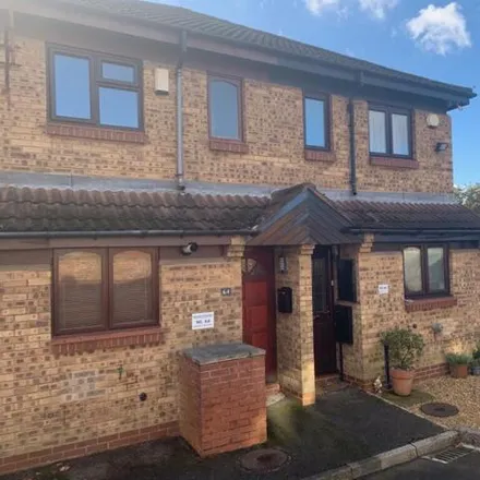 Buy this 2 bed townhouse on Derwent Close in Dronfield, S18 2FQ