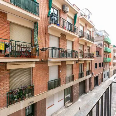 Rent this 2 bed apartment on Carrer de Josepa Massanés in 28, 30