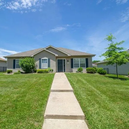 Rent this 3 bed house on Ozark Lane in Boone County, MO