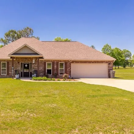 Buy this 3 bed house on 476 Old Highway 12 in Longview, Oktibbeha County