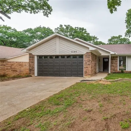 Buy this 3 bed house on 2119 Reverchon Drive in Arlington, TX 76017