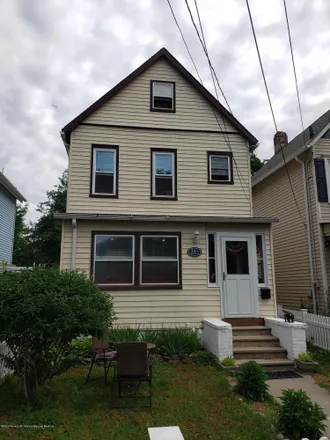 Rent this 3 bed house on Mother Teresa Regional School in South Avenue, Atlantic Highlands