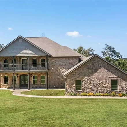 Buy this 8 bed house on 12968 Gailey Hollow Road in Siloam Springs, AR 72761