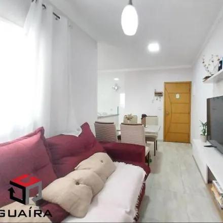 Buy this 2 bed apartment on Rua Santo Antônio in Jardim Santo Antônio, Santo André - SP