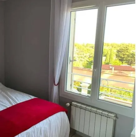 Rent this 6 bed house on 30400 Villeneuve-lès-Avignon