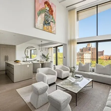 Buy this 3 bed condo on 199 Chrystie Street in New York, NY 10002