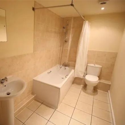 Image 7 - The Royal, Wilton Place, Salford, M3 6BS, United Kingdom - Room for rent