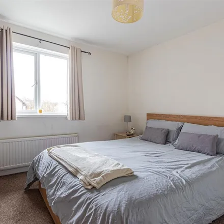 Rent this 2 bed apartment on Clos y Carlwm in Cardiff, CF14 9HN