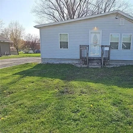 Buy this 2 bed house on 1432 Kirkwood Avenue in Albert Lea, MN 56007