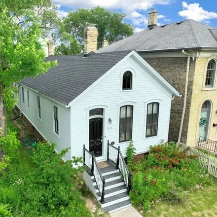 Buy this 2 bed house on 1842 N 2nd St in Milwaukee, Wisconsin