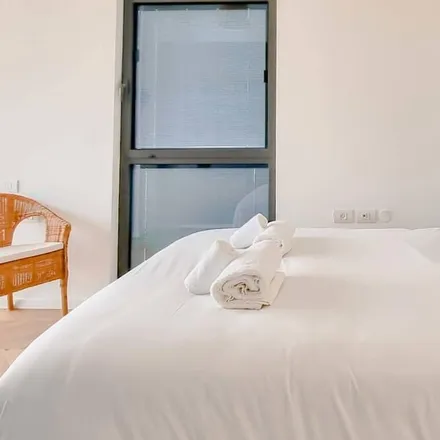 Rent this 2 bed apartment on Tel Aviv-Yafo Municipality in Ibn Gabirol 69, 6296802 Tel-Aviv