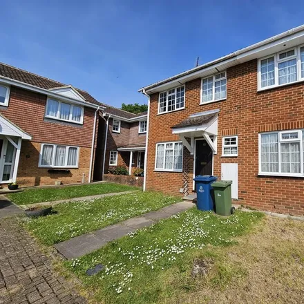 Rent this 3 bed townhouse on Bannister Outdoor Sports Centre in Oxhey Lane, London