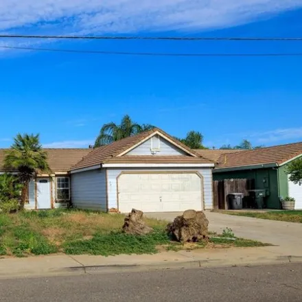 Buy this 3 bed house on 857 Central Avenue in Ceres, CA 95351