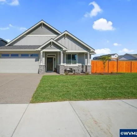 Buy this 3 bed house on 6683 Devon Avenue Southeast in Salem, OR 97306